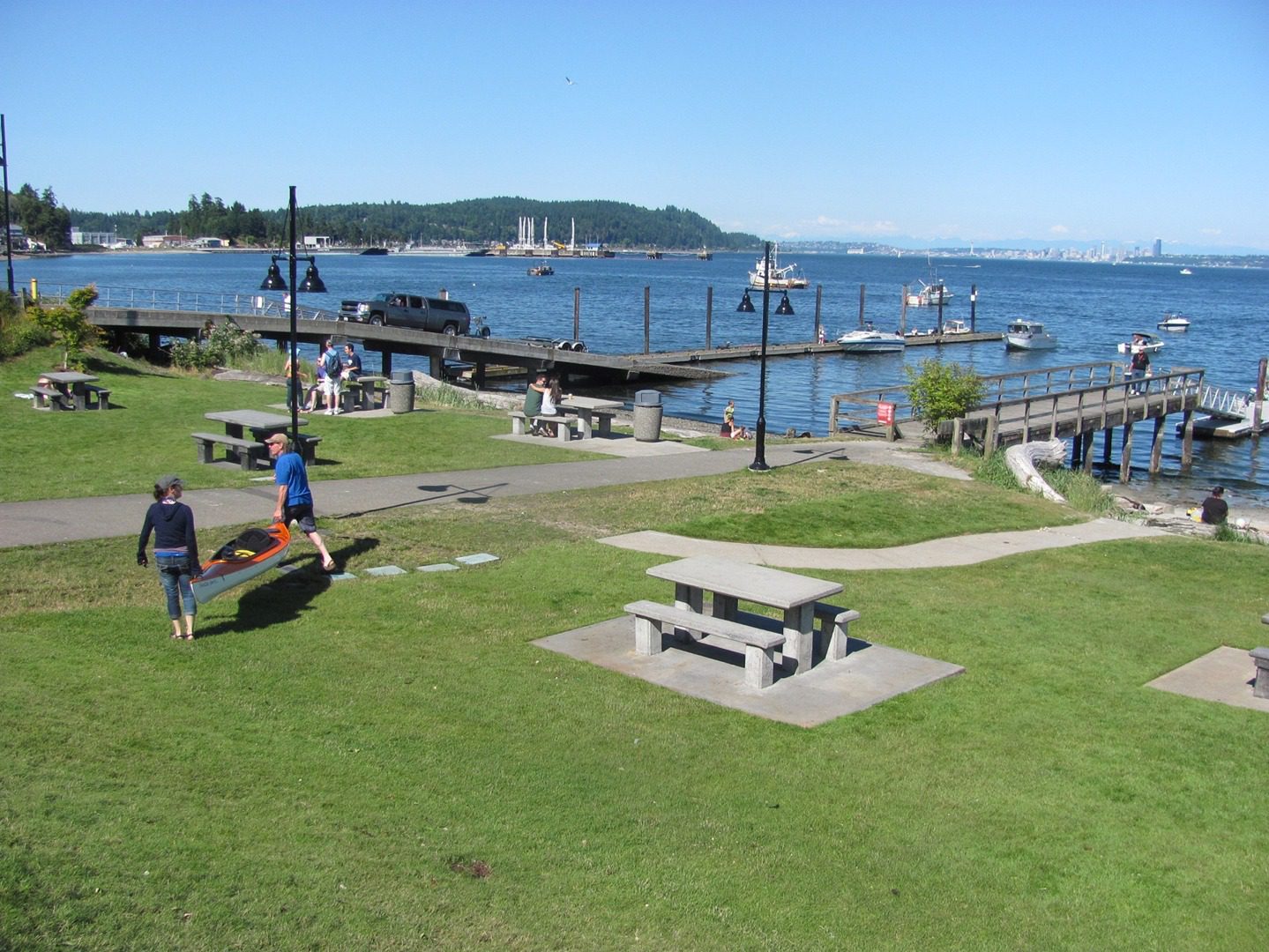 Manchester Boat Launch: Daily Launch & Premier Fishing Facilities